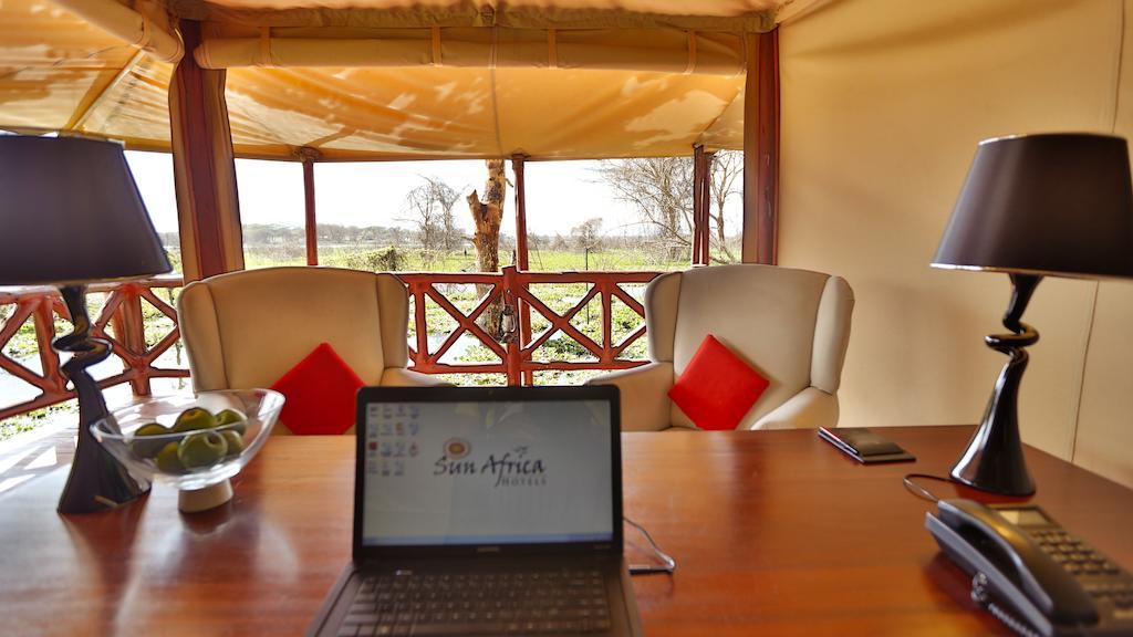 Отель Kiboko Luxury Camp Найваша Экстерьер фото